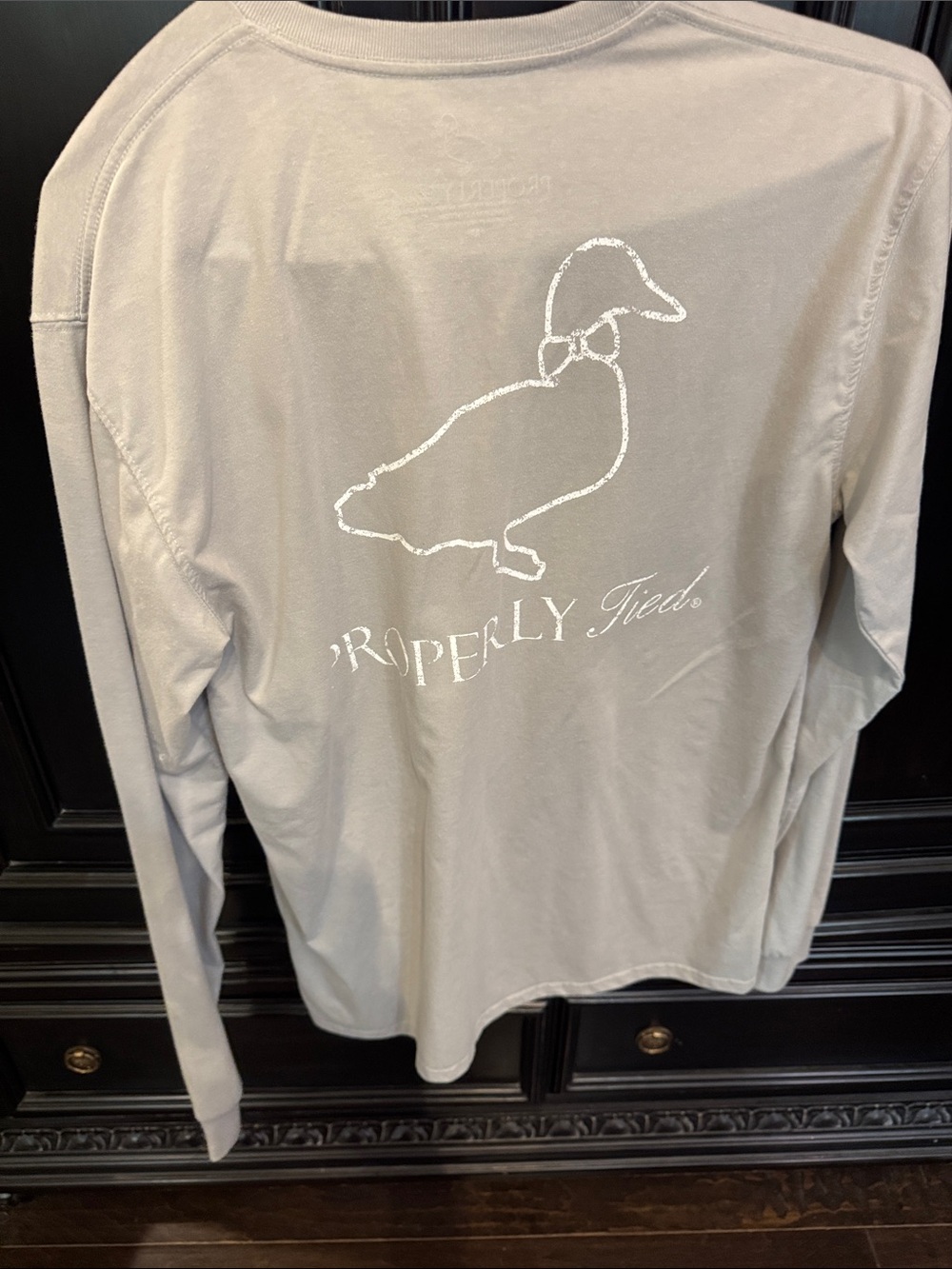 Properly Tied Duck Graphic Long Sleeve Tee - Light Taupe men’s medium